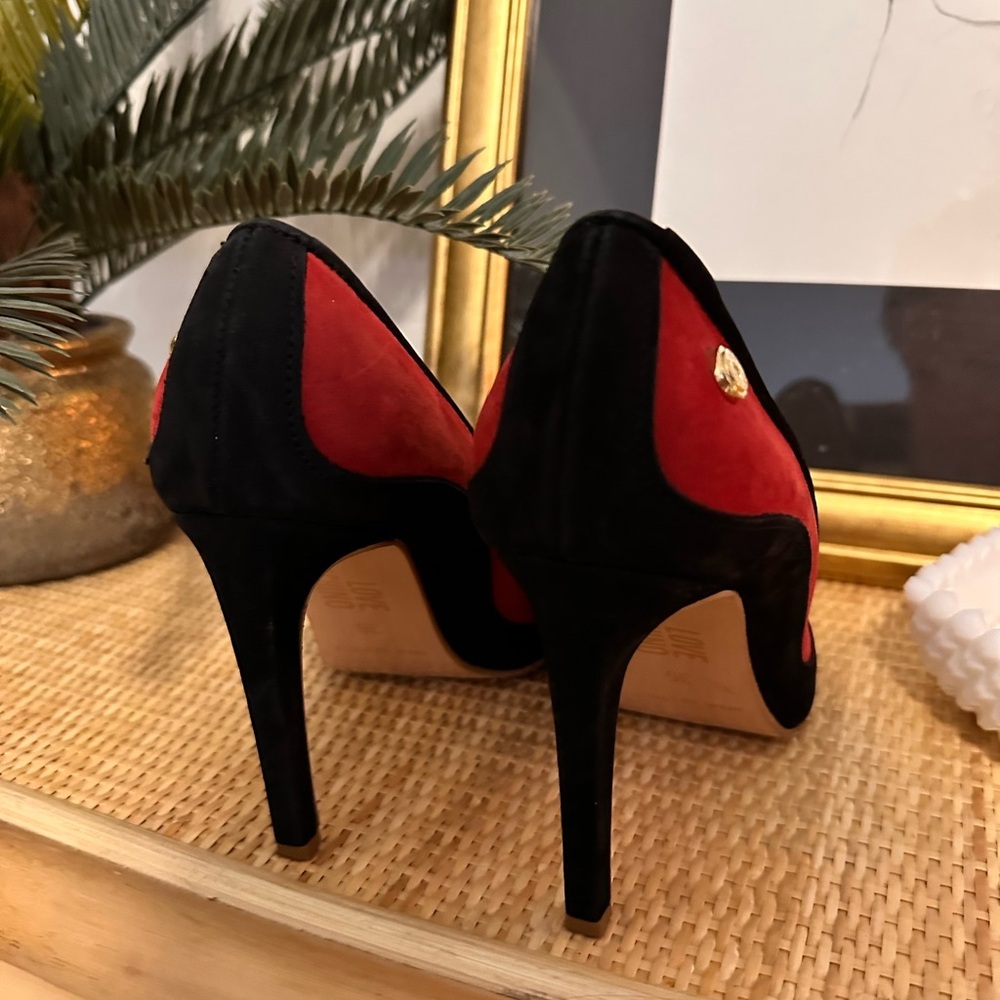 Love Moschino Red and Black Pointed Heels - Picture 3 of 4